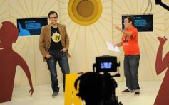 Foto de la galería: En Red, Al Final del Día y Asuntos Importantes