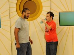 Foto de la galería: En Red, Al Final del Día y Asuntos Importantes