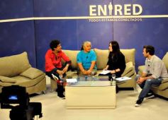 Foto de la galería: En Red, Al Final del Día y Asuntos Importantes