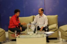 Foto de la galería: En Red, Al Final del Día y Asuntos Importantes