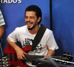 Foto de la galería: En Red, Al Final del Día y Asuntos Importantes