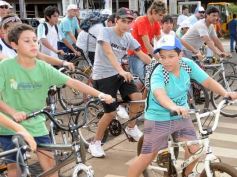 Foto de la galería: Bicicleteada Solidaria 2013