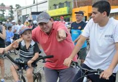 Foto de la galería: Bicicleteada Solidaria 2013