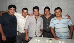 Foto de la galería: Empleados de California Supermecados celebraron el Día del Trabajador