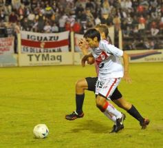 Foto de la galería: Guaraní Antonio Franco 4-Tiro Federal de Rosario 0