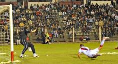 Foto de la galería: Guaraní Antonio Franco 4-Tiro Federal de Rosario 0