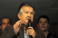 Foto de la galería: Frente provincial SET (por la Salud, la Educación y el Trabajo)