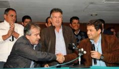 Foto de la galería: Frente provincial SET (por la Salud, la Educación y el Trabajo)