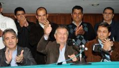 Foto de la galería: Frente provincial SET (por la Salud, la Educación y el Trabajo)