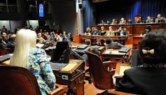 Foto de la galería: Cuarto intermedio en la Cámara de Representantes de Misiones