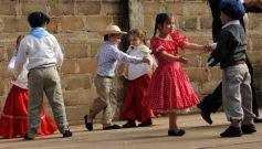 Foto de la galería: Festejos del 25 de Mayo en el Colegio del Carmen