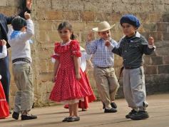 Foto de la galería: Festejos del 25 de Mayo en el Colegio del Carmen