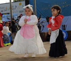 Foto de la galería: Festejos del 25 de Mayo en el Colegio del Carmen