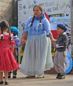 Foto de la galería: Festejos del 25 de Mayo en el Colegio del Carmen