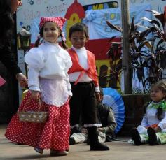 Foto de la galería: Festejos del 25 de Mayo en el Colegio del Carmen