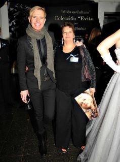 Foto de la galería: Desfile solidario con Ingrid Grudke en el club Oberá Tenis Club