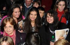 Foto de la galería: Desfile solidario con Ingrid Grudke en el club Oberá Tenis Club