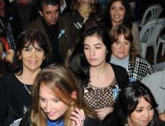 Foto de la galería: Desfile solidario con Ingrid Grudke en el club Oberá Tenis Club