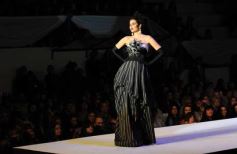 Foto de la galería: Desfile solidario con Ingrid Grudke en el club Oberá Tenis Club