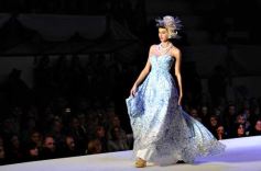 Foto de la galería: Desfile solidario con Ingrid Grudke en el club Oberá Tenis Club