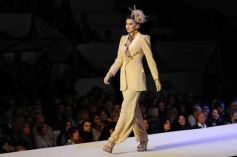 Foto de la galería: Desfile solidario con Ingrid Grudke en el club Oberá Tenis Club