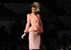 Foto de la galería: Desfile solidario con Ingrid Grudke en el club Oberá Tenis Club