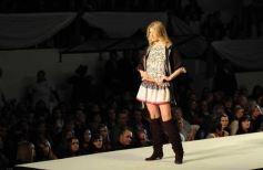 Foto de la galería: Desfile solidario con Ingrid Grudke en el club Oberá Tenis Club