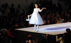 Foto de la galería: Desfile solidario con Ingrid Grudke en el club Oberá Tenis Club