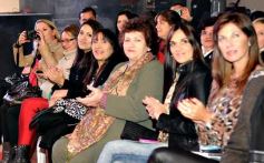 Foto de la galería: Desfile solidario con Ingrid Grudke en el club Oberá Tenis Club