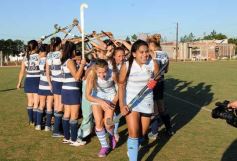 Foto de la galería: Capri se quedó con el título al vencer por 3-1 a Educación en la definición de Damas Mayores