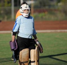 Foto de la galería: Capri se quedó con el título al vencer por 3-1 a Educación en la definición de Damas Mayores