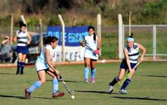 Foto de la galería: Capri se quedó con el título al vencer por 3-1 a Educación en la definición de Damas Mayores