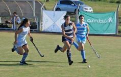 Foto de la galería: Capri se quedó con el título al vencer por 3-1 a Educación en la definición de Damas Mayores