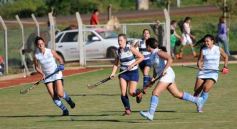 Foto de la galería: Capri se quedó con el título al vencer por 3-1 a Educación en la definición de Damas Mayores