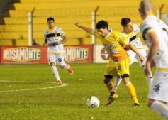 Foto de la galería: Crucero logró la hazaña y sigue en la B Nacional