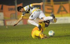 Foto de la galería: Crucero logró la hazaña y sigue en la B Nacional