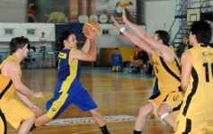 Foto de la galería: Tirica venció a Mitre como visitante por 68-65 y recuperó la ventaja