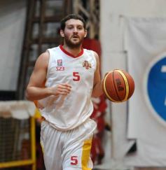 Foto de la galería: Tokio 95-Mitre 80