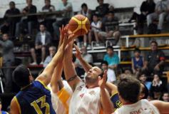 Foto de la galería: Tokio 95-Mitre 80