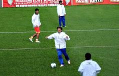 Foto de la galería: Crucero entrena con nuevas caraas