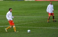 Foto de la galería: Crucero entrena con nuevas caraas