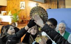 Foto de la galería: Misa  y adoración al Santísimo