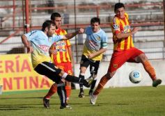 Foto de la galería: Cuadrangurar en Corrientes: Boca Unidos 0-Crucero del Norte 0
