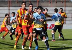 Foto de la galería: Cuadrangurar en Corrientes: Boca Unidos 0-Crucero del Norte 0
