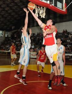 Foto de la galería: Tokio sacó la primera ventaja