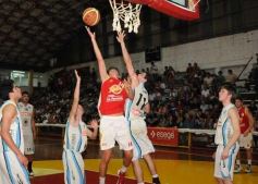 Foto de la galería: Tokio sacó la primera ventaja