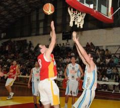 Foto de la galería: Tokio sacó la primera ventaja