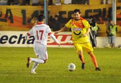 Foto de la galería: Crucero del Norte 1-Huracán de Parque Patricios 0