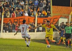 Foto de la galería: Crucero del Norte 1-Huracán de Parque Patricios 0