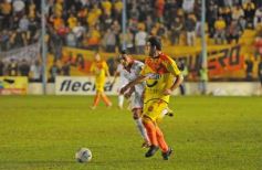 Foto de la galería: Crucero del Norte 1-Huracán de Parque Patricios 0